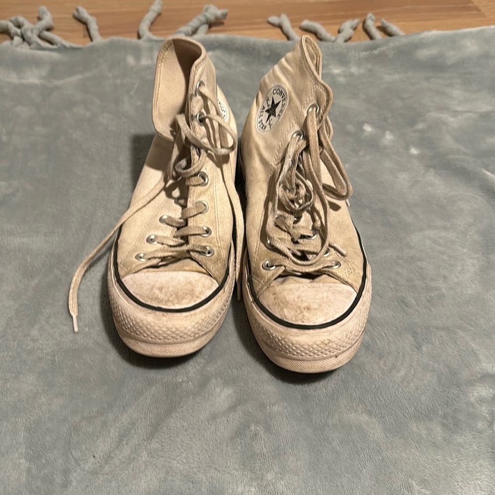 Converse Platform Chuck Taylors